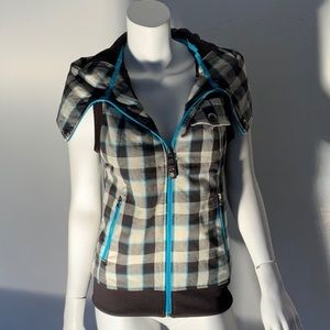 BURTON VEST SIZE MEDIUM